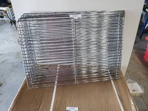 lot 496 image: Wire Racks 19 x 24, Cooling Racks for Ladder Racks