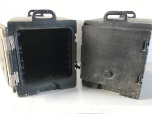lot 257 image: Cambro Insulated Pan Carriers, 2 total