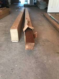 lot 514 image: Cedar Post in Boxes 4 x 4 x 72, 4 total