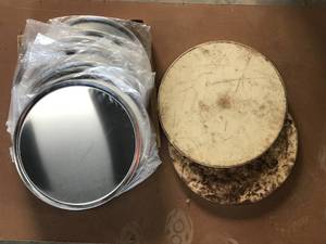lot 219 image: Pizza Lot 1 Dish Tray, 2- 16 Round Pizza Stones, 12- 16 Pizza Serving Trays