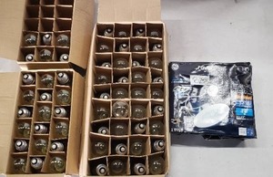 lot 347 image: Assorted Lot of Bulbs, 11W Bulbs, 1 Retro fit 5.6 LED Can Light