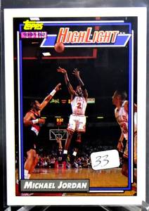 lot 33 image: MICHAEL JORDAN NBA HIGHLIGHT - 1992 TOPPS # 3 - CHICAGO BULLS - HALL OF FAME