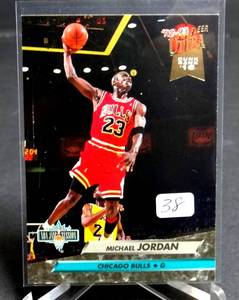 lot 38 image: 1992-93 FLEER ULTRA DUNK RANK #16 (CARD #216) NRMTMT