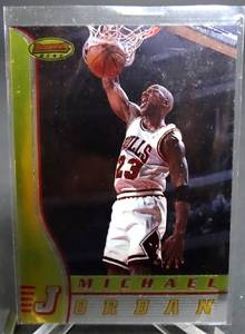 lot 139 image: 1997 Bowmans Best Michael Jordan RARE CARD #80 Mint Chicago Bulls