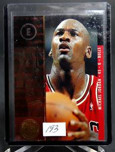 lot 193 image: 1994-95 SP Championship Chicago Bulls Basketball Card #4 Michael Jordan
