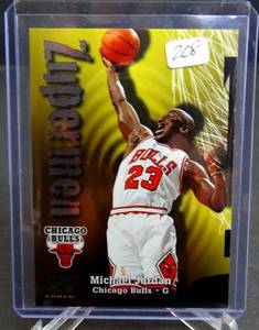 lot 208 image: MICHAEL JORDAN 1997-1998 Skybox Z-Force ZUPERMEN #190 Chicago Bulls HOF 
