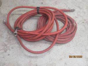 lot 242 image: DUO RED AIR WATER HOSE