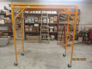 lot 252 image: PRO SERIES GSSI MULTI PURPOSE SCAFFOLDING &nbsp 6 FEET&nbsp