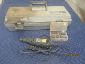 lot 302 image: DREMAL MOTO TOOL 395 VARIABLE SPEED BALL BEARING WITH ACCESSORIES