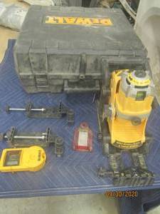 lot 316 image: DEWALT LASER DW073