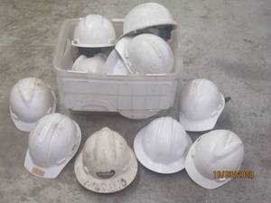 lot 365 image: 15 HARDHATS