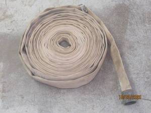 lot 402 image: CLOTH WATER HOSE 500 PSI
