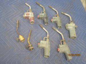 lot 436 image: 8 GAS TORCH