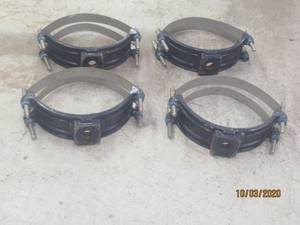 lot 405 image: 4 COMMERCIAL GRADE PIPE CLAMPS