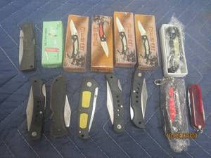 lot 454 image: TOTAL OF 14 POCKET KNIVES&nbsp