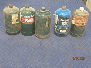 lot 458 image: TOTAL OF 5 USED CANS OF&nbsp PROPANE FUEL&nbsp