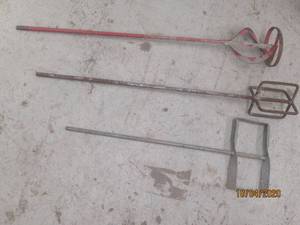 lot 460 image: TOTAL OF 3 MIXING ARMS