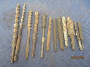 lot 475 image: TOTAL OF 12 AUGER DRILL BITS&nbsp