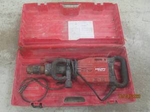 lot 481 image: HILTI&nbsp TE 905-AVR HAMMER DRILL&nbsp WITH CARRY&nbsp