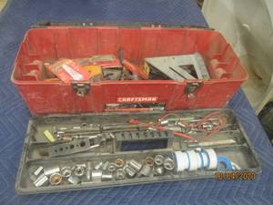 lot 491 image: CRAFTSMAN TOOL BOX WITH CONTENTS
