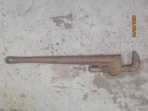 lot 445 image: 36 RIDGID HEAVY DUTY PIPE WRENCH