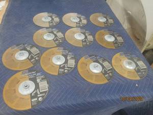 lot 439 image: TOTAL OF 11&nbsp NOTON PLUS 9 CUTTINGGRINDING WHEELS
