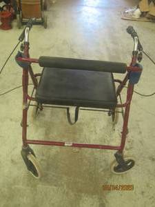 lot 498 image: BARIACTRIC WALKER