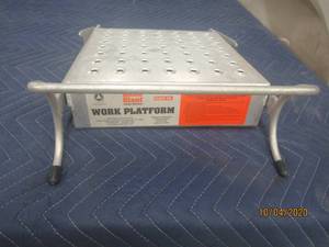 lot 516 image: LITTLE GIANRT LADDER SYSTEM WORK PLATFORM ATTACHMENT