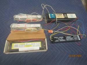 lot 538 image: TOTAL OF 5 ELECTRONIC LAMP BALLAST