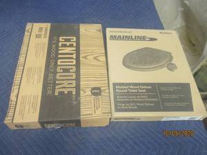 lot 551 image: TOTAL OF 2 WHITE MOLDED WOOD DELUXE TOILET SEATS&nbsp&nbspCENTOCORE 900-001&nbsp MAINLINE ML425TT