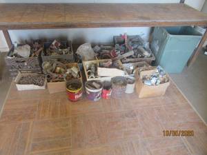 lot 555 image: GENEROUS AMOUNT OF MISC LOT&nbsp