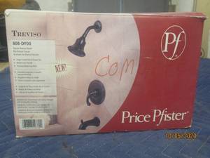 lot 567 image: PRICE PFISTER TREVISO&nbsp 808- DYOO SINGLE CONTROL TUB &amp SHOWER SET ( TUSCAN BRONZE FINISH )