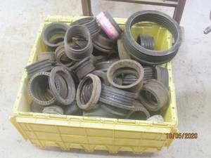 lot 573 image: GENEROUS AMOUNT OF PLUMB QUICK DMV PLASTIC DONUTS FOR SEWER AND DRAIN USE&nbsp
