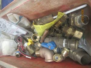 lot 575 image: BRASS CPVC FITTINGS&nbsp