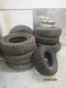 lot 585 image: ASSORTED TIRES 9 TOTAL