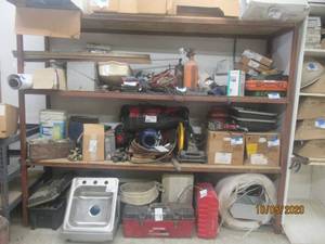 lot 608 image: HOMEMADE WELDED STURDY SHELF CONTENTS NOT INCLUDED