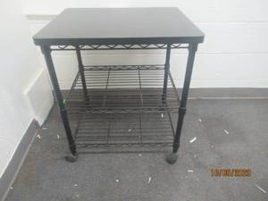 lot 652 image: ROLLING OFFICE CART&nbsp