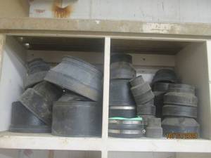 lot 666 image: 18 PLUS ASSORTED SIZE PLASTIC PIPECONX PIPE CONNECTOR COUPLINGS&nbsp