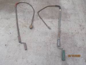 lot 669 image: DUO TOILET AUGERS&nbsp