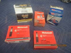 lot 671 image: MISC LOT&nbsp&nbspFUEL FILTERS &amp SPARK PLUGS