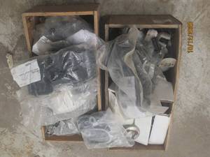 lot 688 image: GENEROUS AMOUNT MISC CLAMPS AND MOVE&nbsp