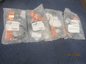 lot 690 image: TOTAL OF 4 NETWORK WIRELESS SOLUTIONS UNIVERSAL GROUND KITS&nbsp 5 LEAD&nbsp&nbsp 65-FAS-GKUN5