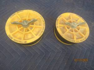 lot 695 image: DUO CHERNE 6 PIPE GRIPPERS