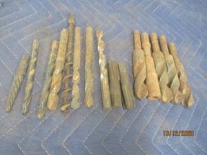 lot 707 image: TOTAL OF 15 ASSORTED DRILL BITS&nbsp