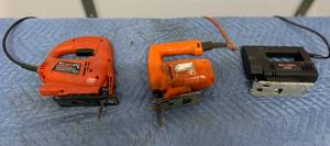 lot 8 image: 3 Jig Saws