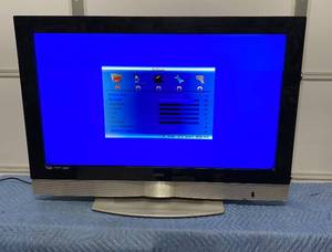 lot 13 image: Vizio 42 Liquid Crystal HDTV