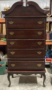 lot 25 image: Chippendale style Highboy Dresser