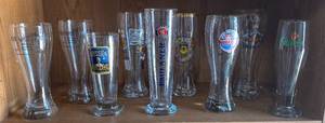 lot 32 image: 9 Pilsner Beer Glasses
