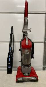 lot 49 image: 2 Dirt Devil Vacuums