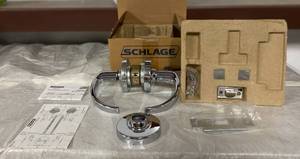 lot 50 image: Privacy Locking Latch